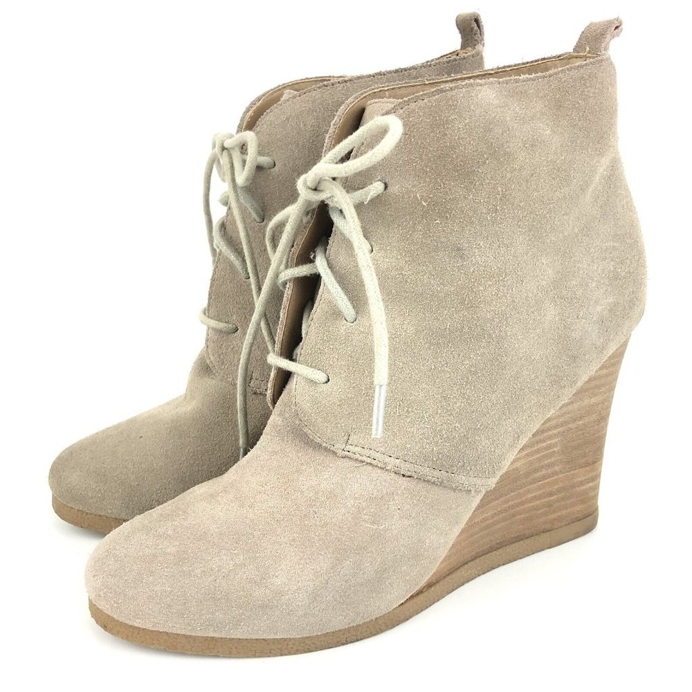 Steve Madden Danni Suede Wedge Ankle Boots Women's Size 10 Taupe Lace Up EUC